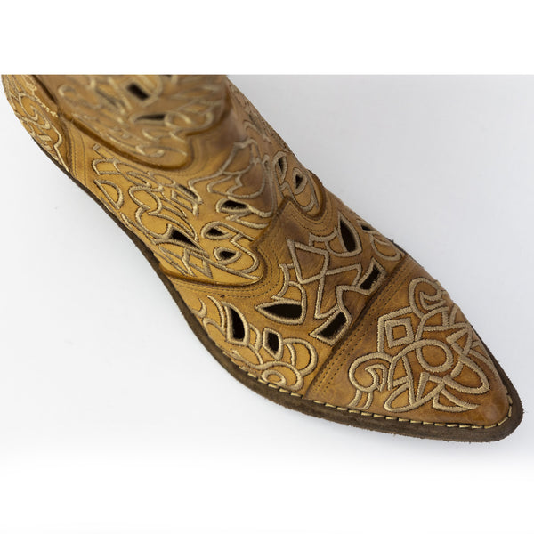 Fiordaliso in vitello tinto in capo Made in Italy